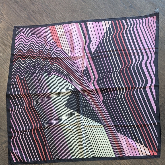 EUC Missoni Geometric Cream Pink Black Orange Striped Patterned Silk Scarf - Picture 1 of 4